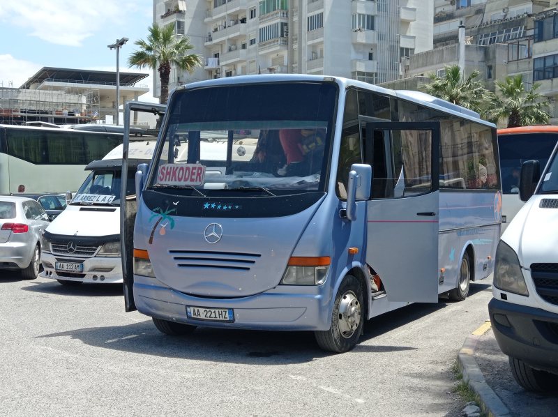 Shkoder Minibus at Durrës Station